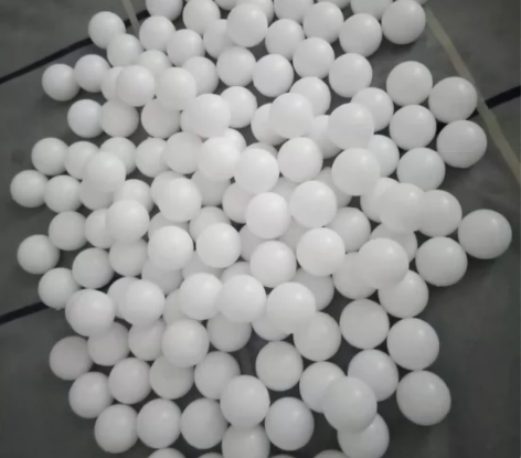 五百年前朋友送的，以前的球类运动有高尔夫，...