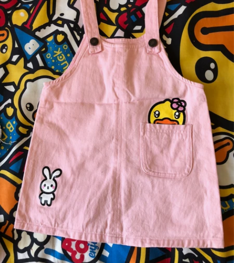 女童背带裙，适合身高90-100的宝宝穿，...