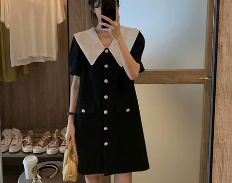 黑色翻领裙子2022年春女装新款韩系学院风...