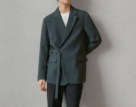 复古方扣系带男士休闲西装外套宽松韩版潮流雅...