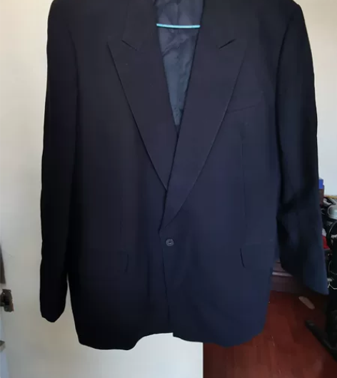 北京红都西服男士上衣。肩宽51cm，袖长6...
