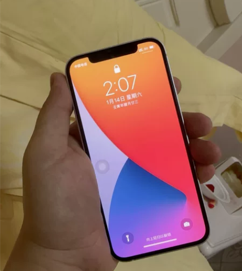 苹果12，256G 自己一手机，2500出...