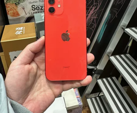 苹果12 128红色5g双卡,成色新,无拆...