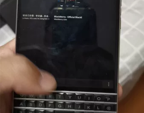 黑莓Q30情怀转手或者换个安卓手机或海信阅...