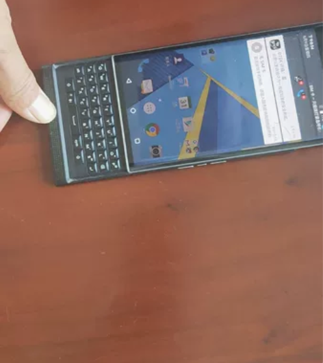 黑莓priv激活，STV100-2手机屏幕...