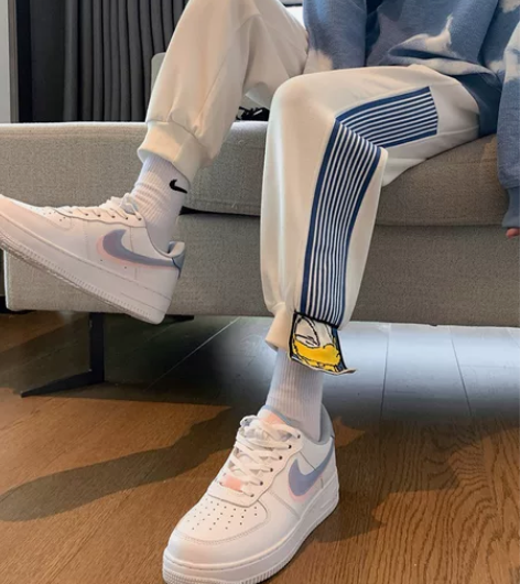 白色运动裤休闲裤女秋冬宽松束脚加绒新款显瘦...