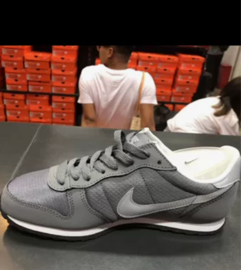 耐克女鞋 家里闲置的鞋太多，新的拿出来给有...