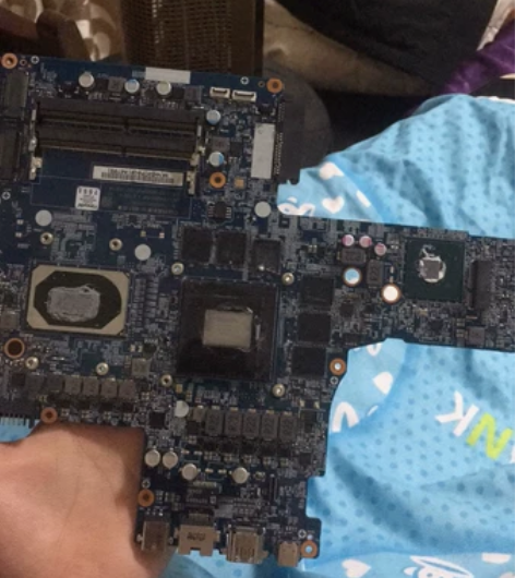 神舟z8 10200h+3060，散热换了...