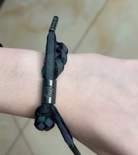 小狮子手链 3M款 很新！单买85 买卡西...