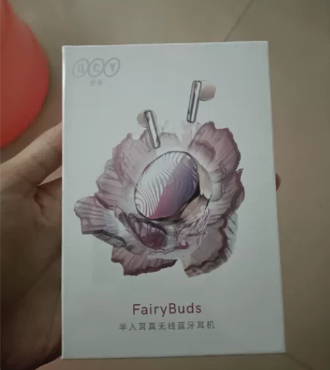 全新未拆封！QCY FairyBuds蓝牙...
