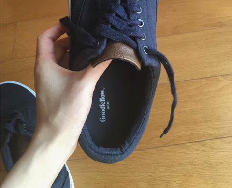 国外买的男士帆布鞋 适合42、43的脚  ...