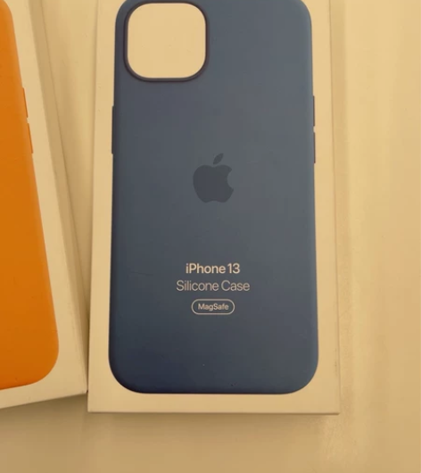 苹果原装硅胶保护壳，原价399，买壳送39...