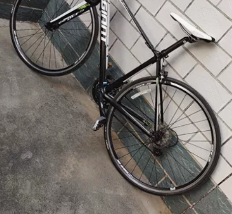 捷安特公路自行车，成色还不错，当时买时48...