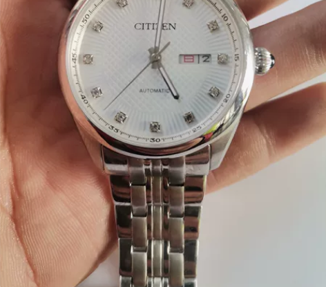 西铁城手表，全自动机械表，日历正常，走时正...