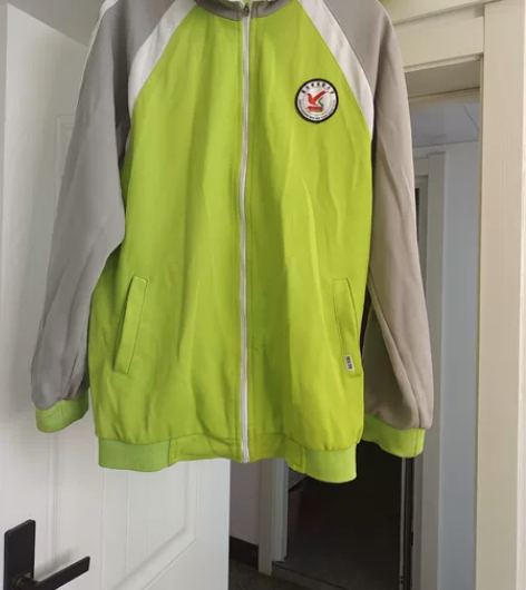 50一套实验校服同城自取 感兴趣的话点“我...