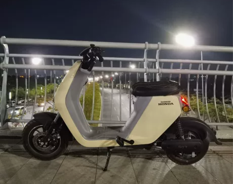 新大洲本田S07，买了3个月，给老婆上班用...