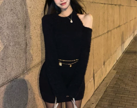 微胖辣妹性感露肩针织毛衣连衣裙女秋冬新款纯...