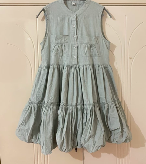 韩国东大门无袖连衣裙蛋糕裙韩版设计感大摆小...