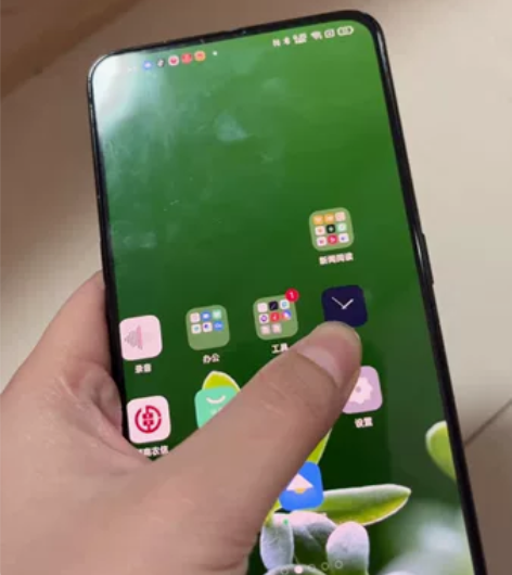 oppo reno2 8+128G，屏幕用...