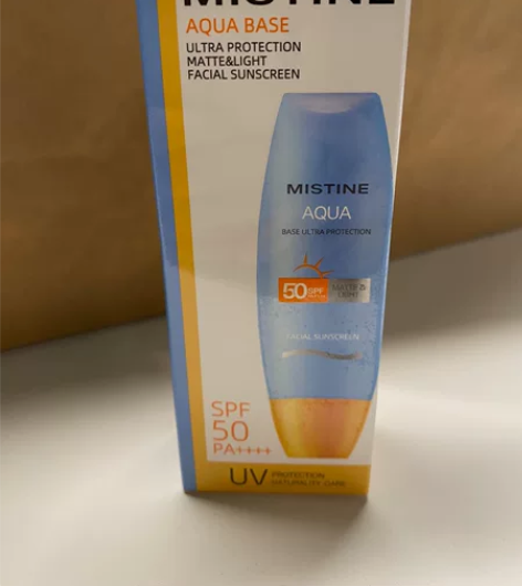 Mistine小黄帽防晒50ml，现出售一...