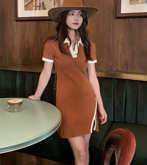 一三良品小个子 拼色修身翻领黑色显瘦开叉针...