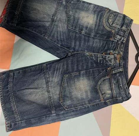 杰克琼斯牛仔短裤 感兴趣的话点“我想要”和...