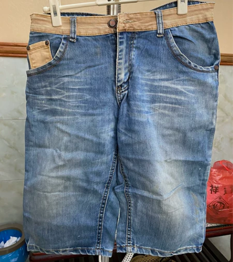 8成新牛仔裤低价甩，面料舒适透气，穿上去帅...