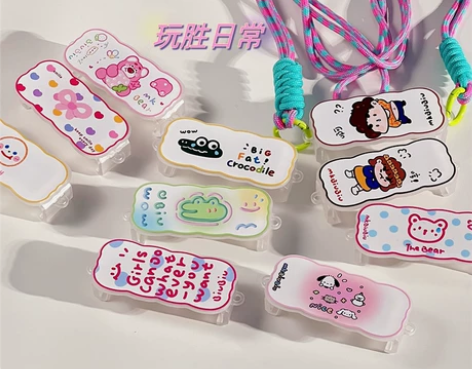 玩胜 超火可爱卡通背夹斜跨式挂绳个性情侣款...