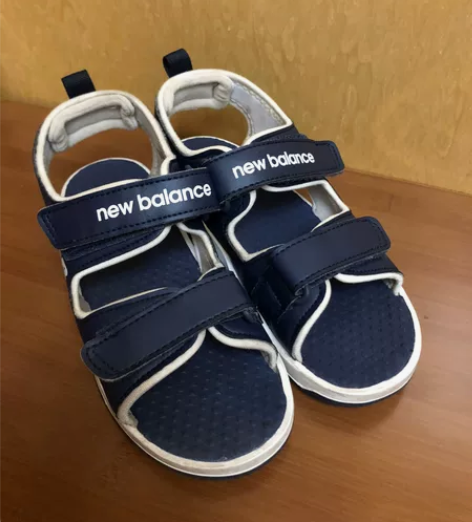 【二手】儿童凉鞋，购于韩国，New Bal...