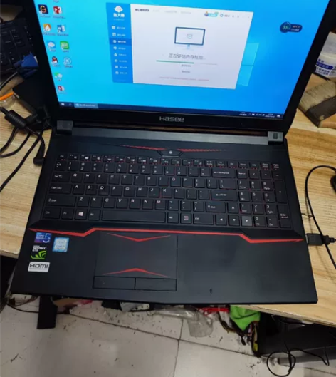 神州战神游戏本i5 8300h标压，105...