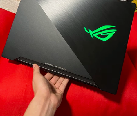 144hz 华硕玩家国度枪神2 八代i7 ...