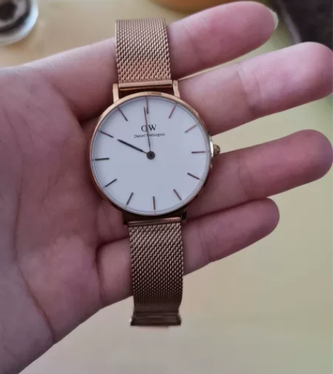 dw手表玫瑰金 线下专柜入 感兴趣的话点“...