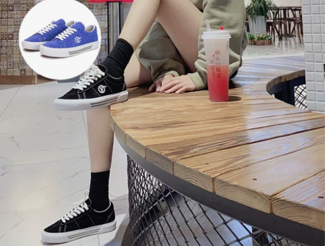 【OFF AIR潮品店】VANS经典黑白女...