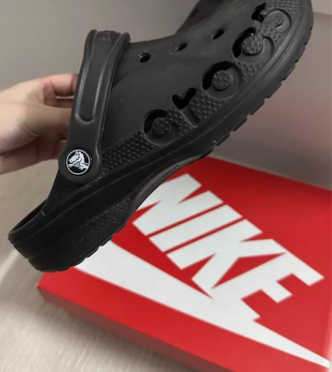 Crocs卡骆驼洞洞鞋｜10126 官方旗...