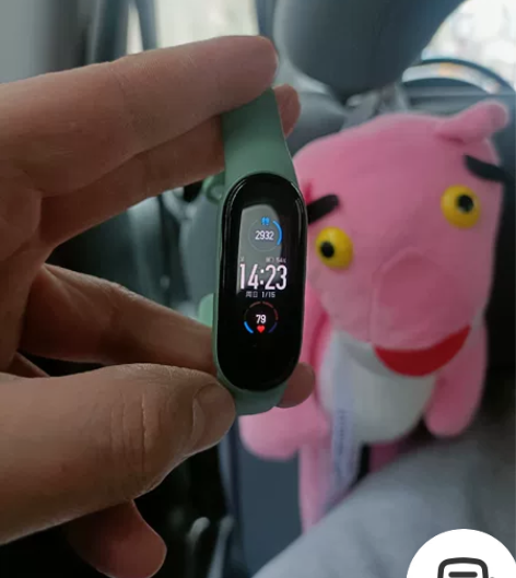 小米手环5，家里一个人一个，现在不戴了，转...