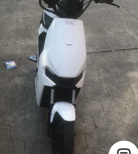 过年回家急售小牛电动自行车，锂电电池14安...