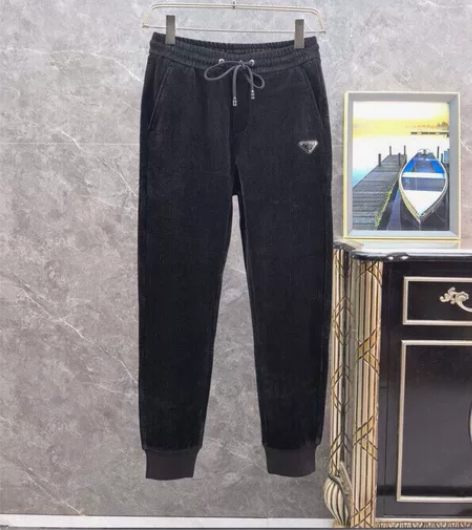 闲置转让 普拉达 Prada 秋冬新款休闲...