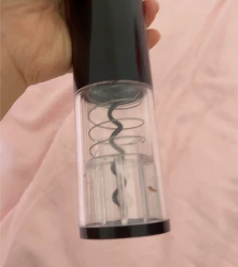 红酒电动开瓶器，一直没搞明白这怎么用，还是...