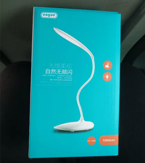 engue 护眼灯 USB充电 全新未使用...