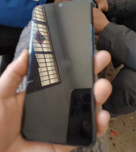VIVO VIVO Y3 标准版，3+64...