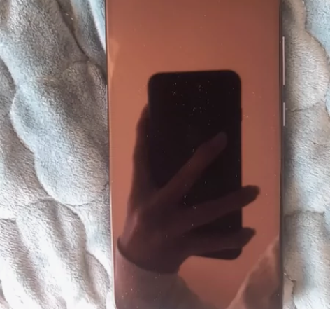 vivo x27内存：256g 处理器：骁...