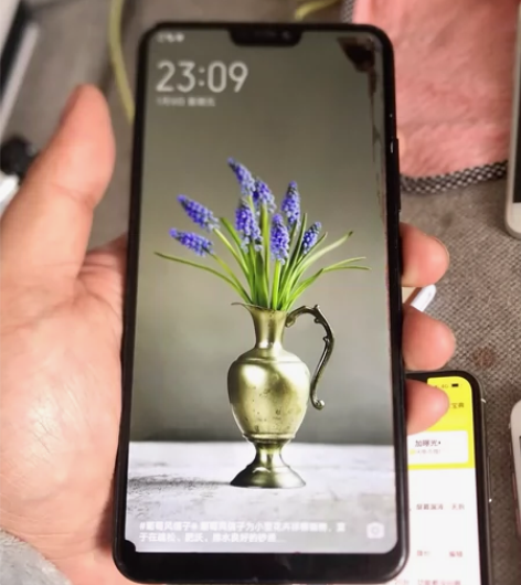 vivo y58a ,4+64内存,屏幕...