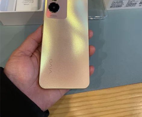vivo Y35 5G 6+128G 物品...