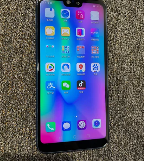 荣耀9i 。4+128内存 ，后置双摄，全...