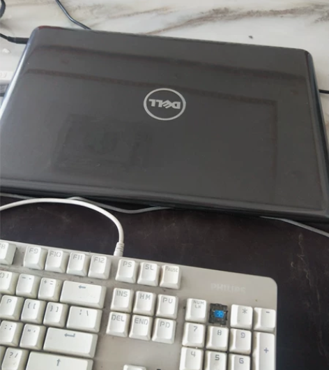 戴尔灵越笔记本，玩游戏 看电影 办公，15...