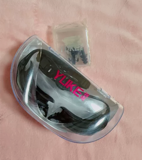 男士泳裤，泳帽，泳镜 打包转50米包邮泳裤...