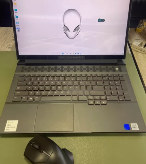 外星人m17r3  i7处理器 16g内存...