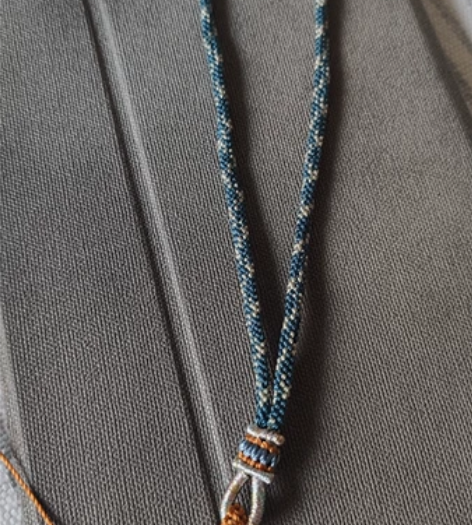 手机，把件挂绳 纯手工编织会有手工痕迹，介...