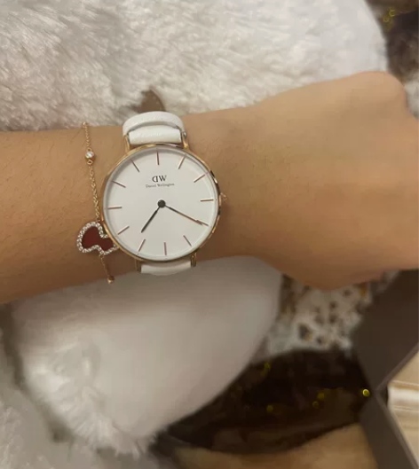 DW女士手表 购买于澳大利亚布里斯班cit...