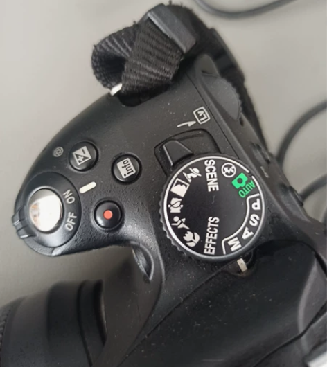尼康D5100单反相机,配18-105mm...